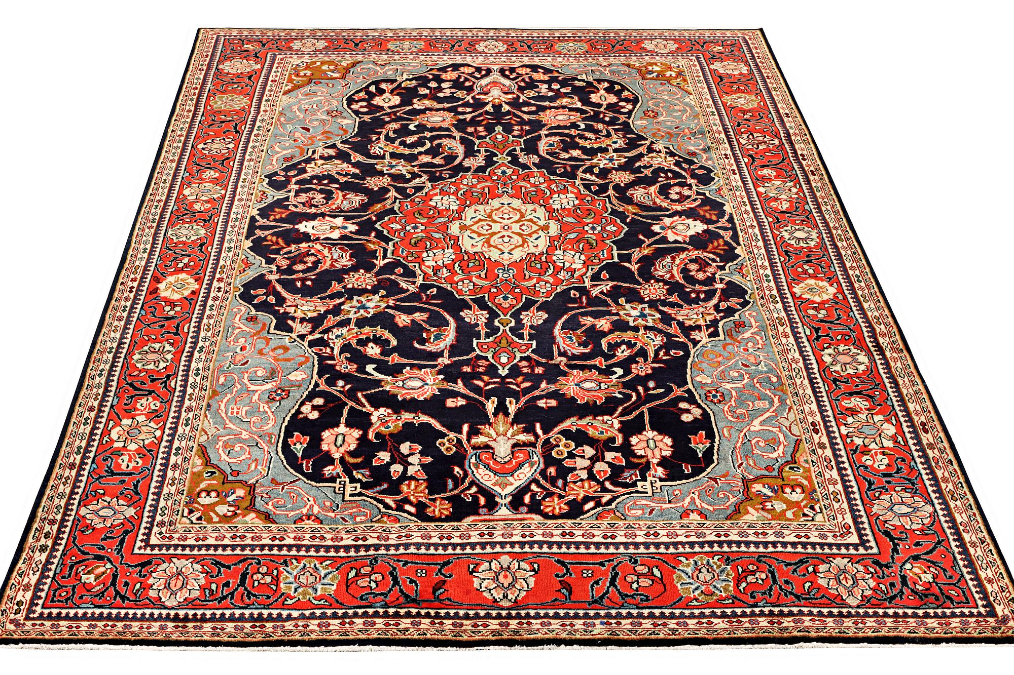 Matta, Mahal, ca. 333 x 218 cm.