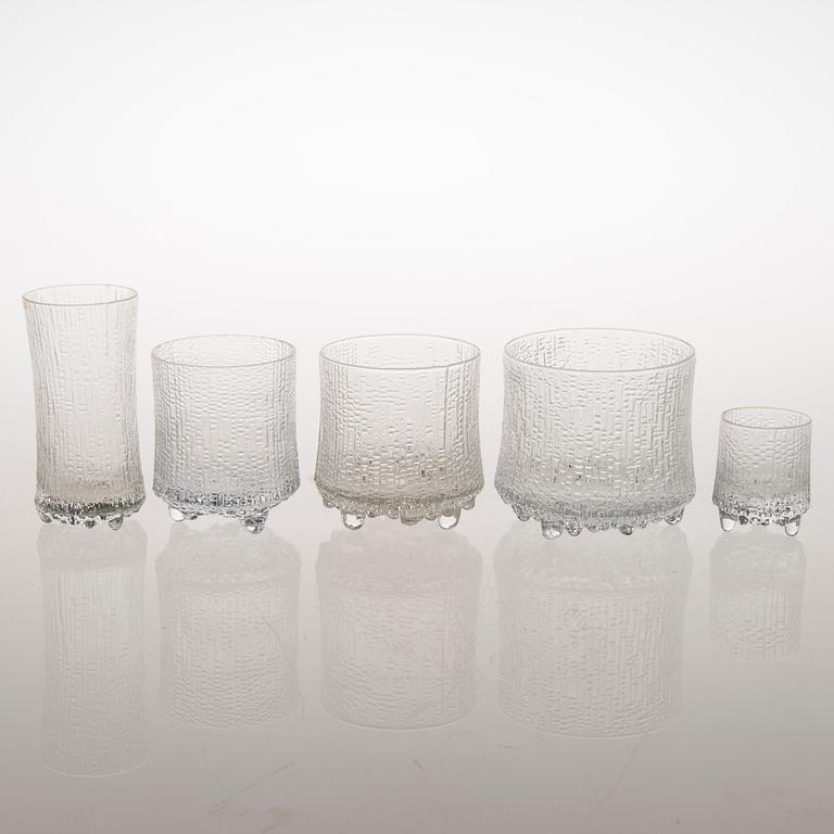 TAPIO WIRKKALA, Delar till glasservis, 31 st, 'Ultima Thule', Iittala, 1900-talets senare hälft.