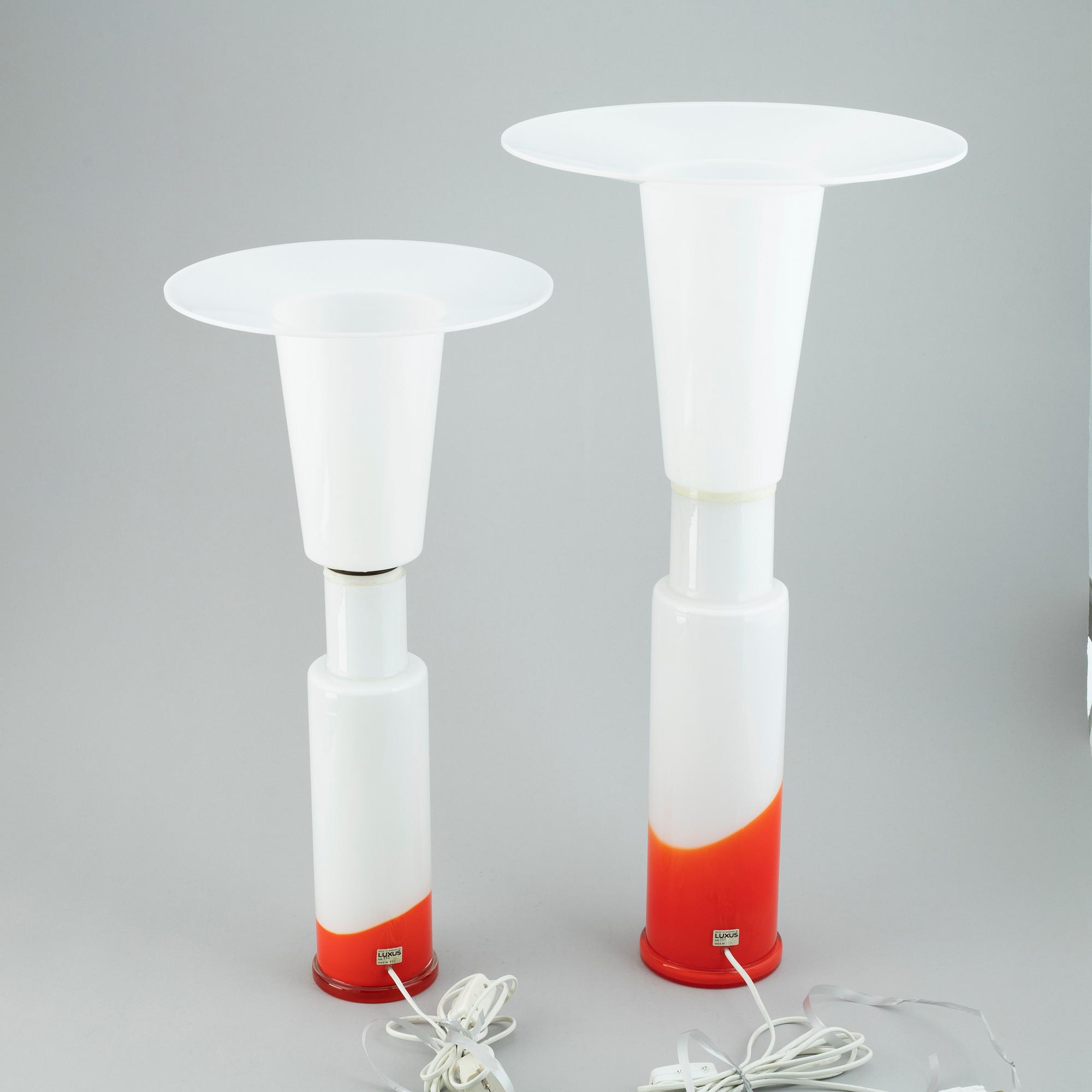 UNO & ÖSTEN KRISTIANSSON, two glass table lamps, Luxus.