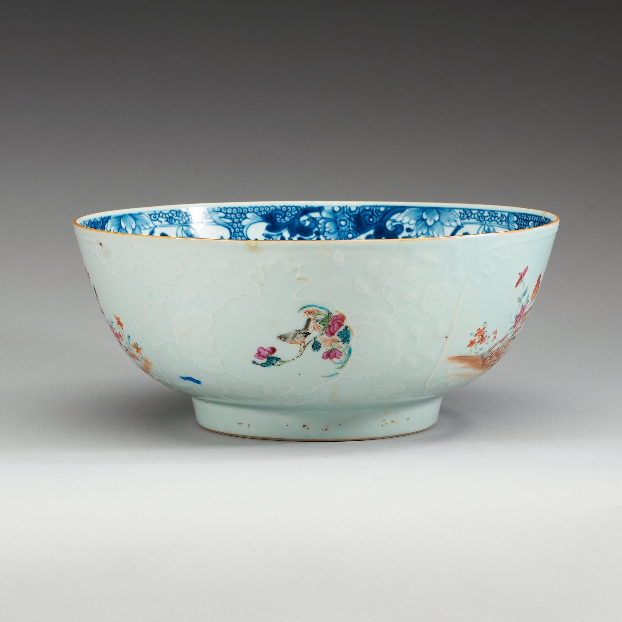 A famille rose punch bowl, Qing dynasty, Qianlong (1736-95).
