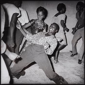 48. Malick Sidibé, "Regardez moi", 1962.