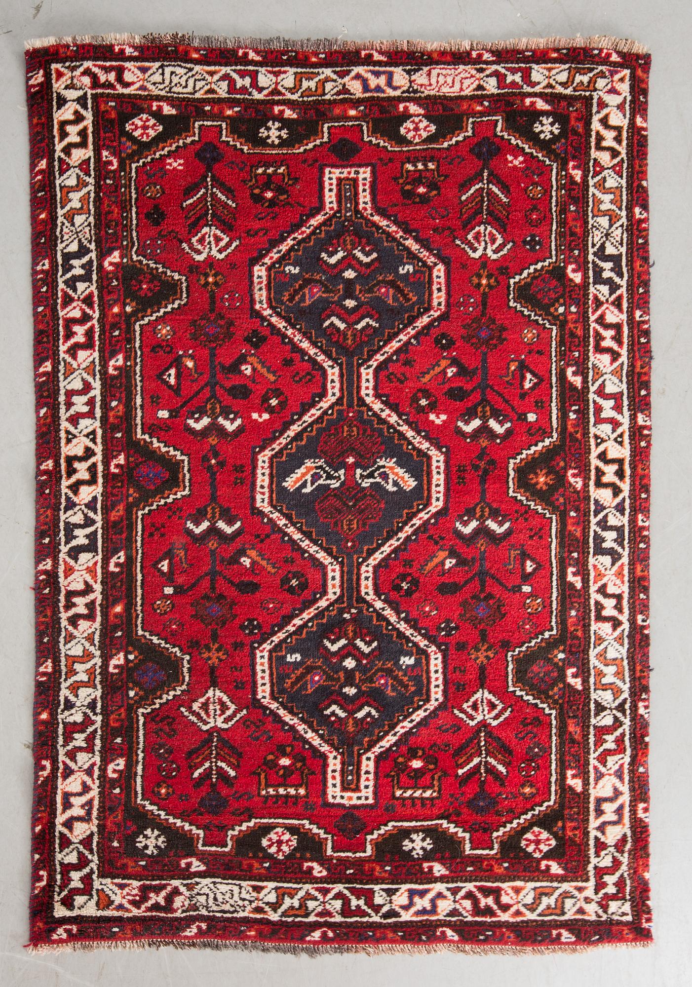 MATTA, old, Shiraz, ca 157 x 108 cm.