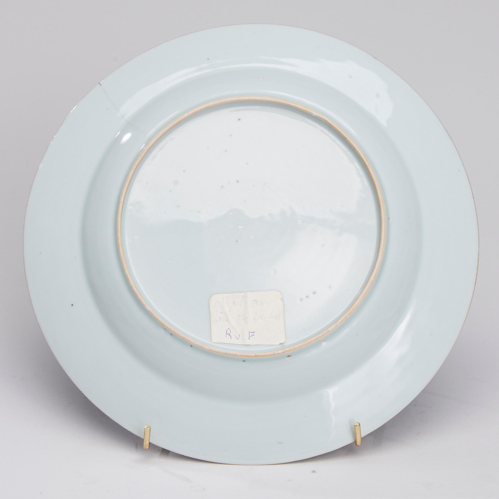 TALLRIKAR, 13 ST, porslin, Kina, Qianlong 1736-1795.