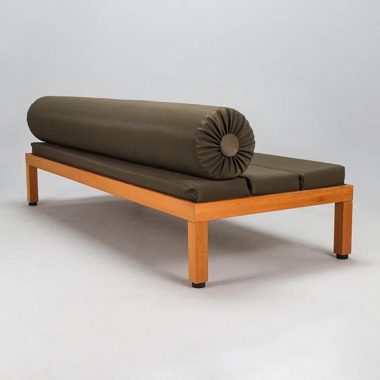 Haroma, Saarinen, and Salo, a sofa collaborative artistic design 1960.