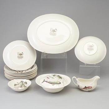 SERVISDELAR, 17 st, flintgods, "Fish", Johnson Bros, England, 1900-talets andra hälft.