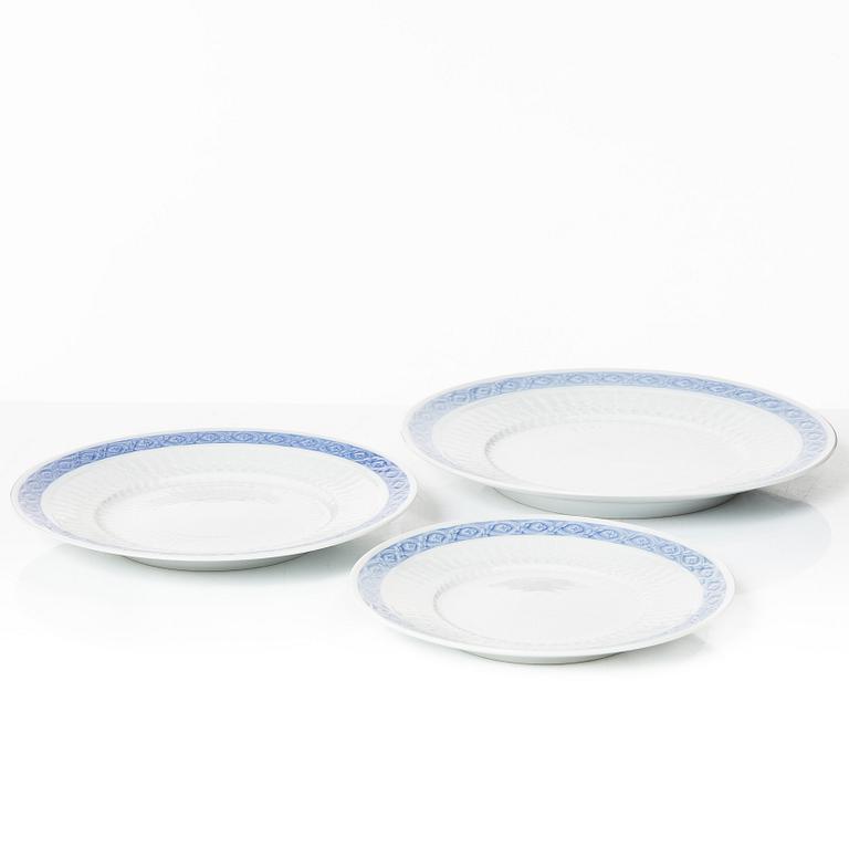 Royal Copenhagen, mat- och kaffeservis, 62 delar, porslin, "Blå Vifte", Danmark.
