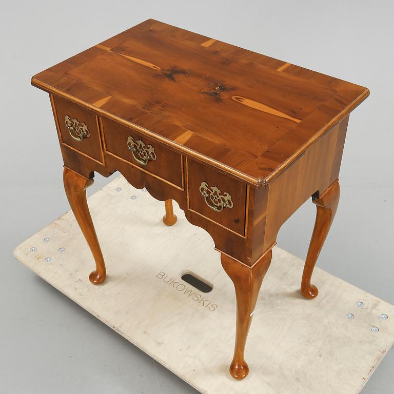 SIDEBOARD, England, 1900-tal.