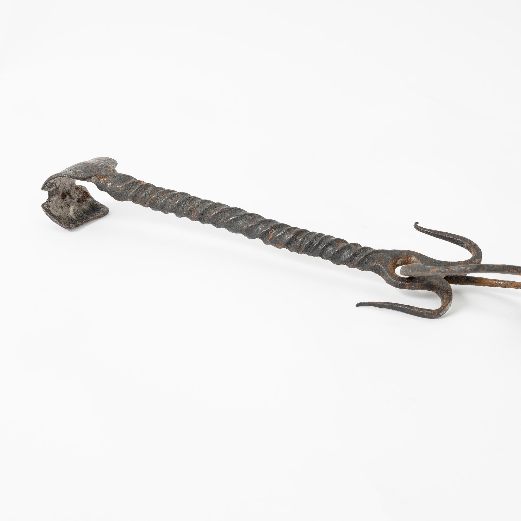 Hängare, två stycken, 1700-tal.
