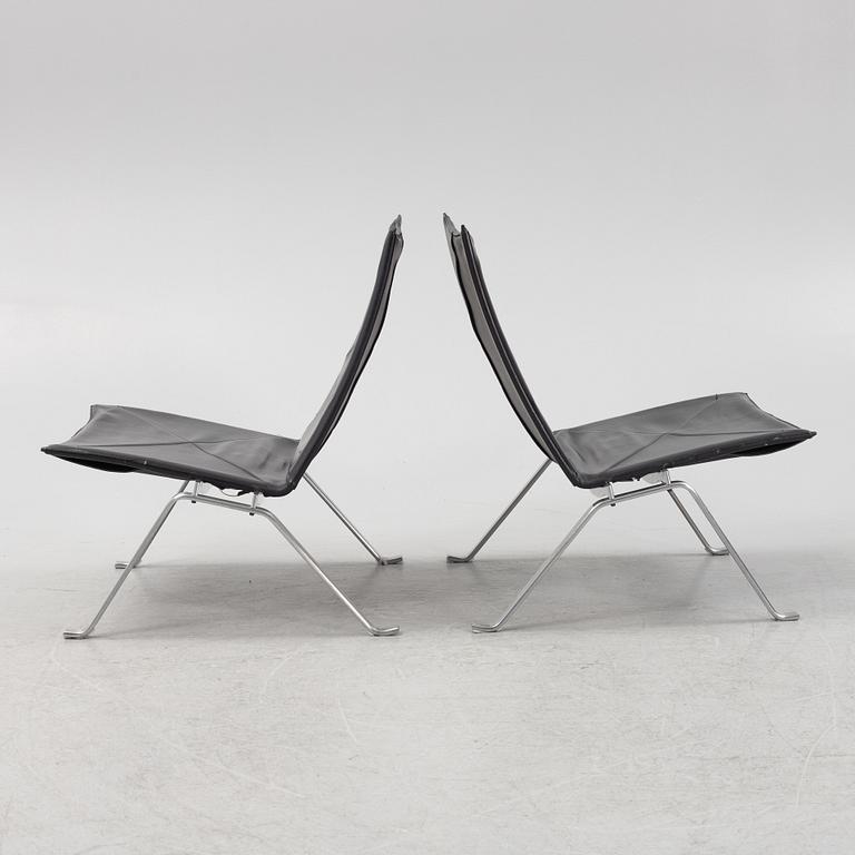 Poul Kjaerholm, fåtöljer, ett par, "PK22", Fritz Hansen, Danmark, 1987.