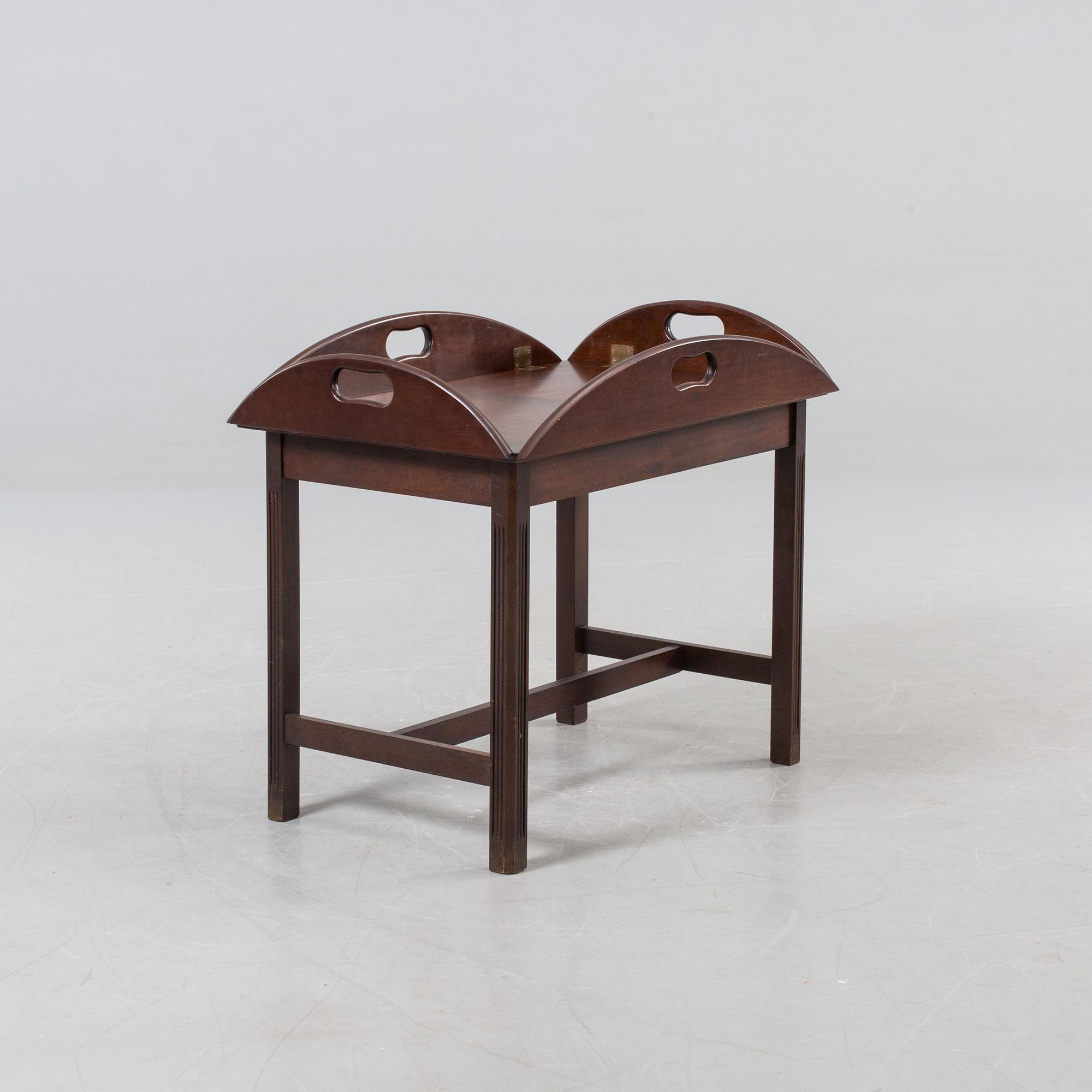 BUTLERS TRAY, 1900-tal.