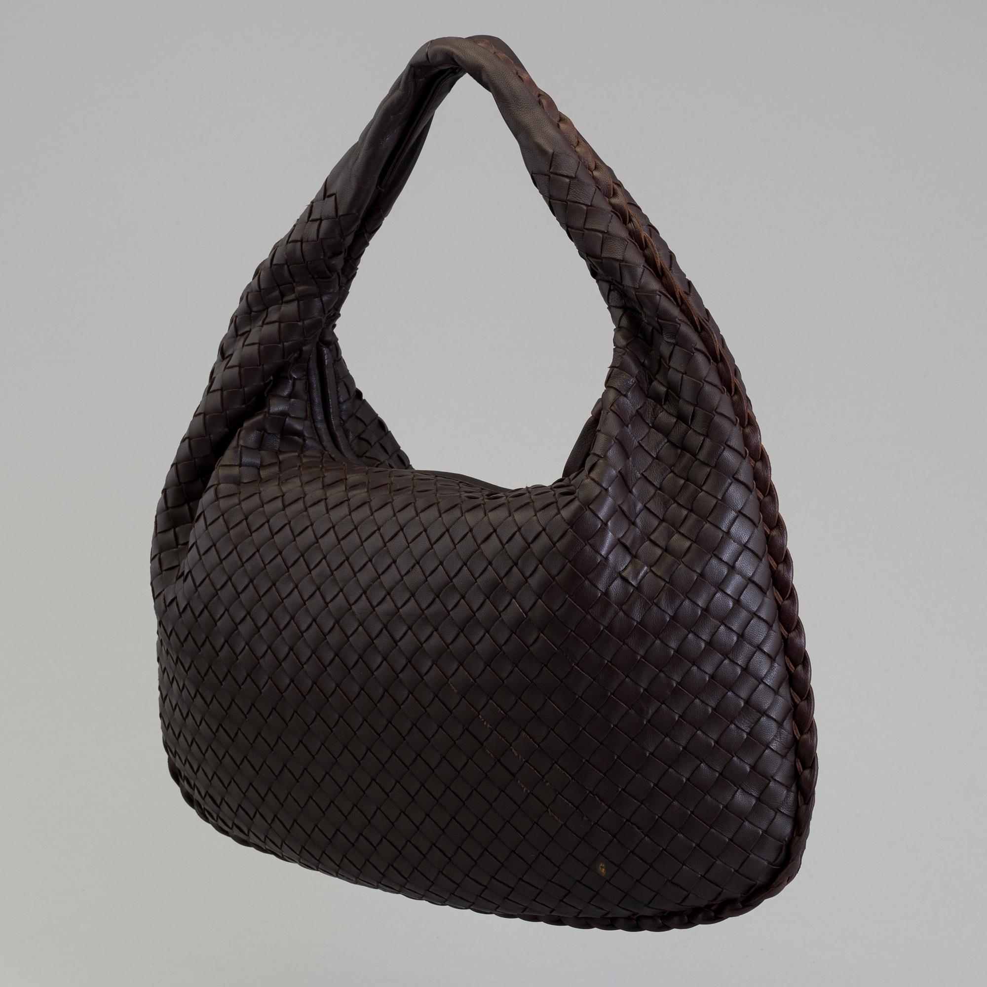 VÄSKA, "Veneta", Bottega Veneta.