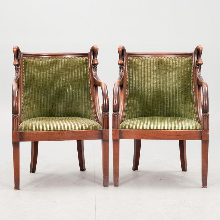 FÅTÖLJER, ett par. Empirestil, 1900-talets andra hälft.