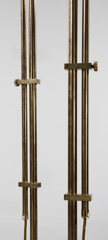 GOLVLAMPOR, ett par, Bergboms, 1900-talets andra hälft.