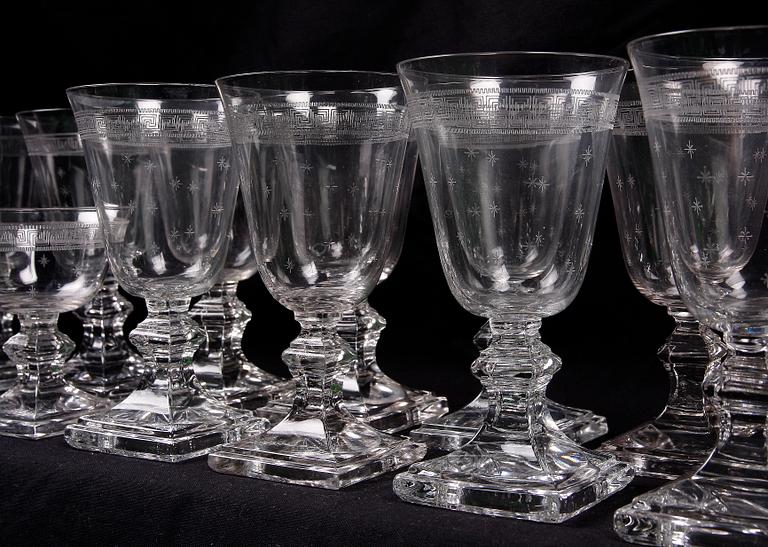 GLASSERVISDELAR, 31 delar, empirestil, 1900-talets första hälft.