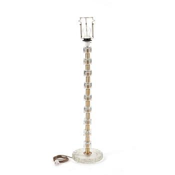 GOLVLAMPA. 1900-talets andra hälft.