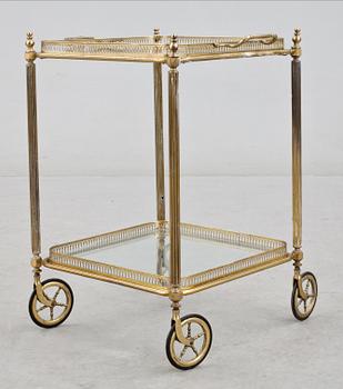 SERVERINGSVAGN, 1900-talets slut.