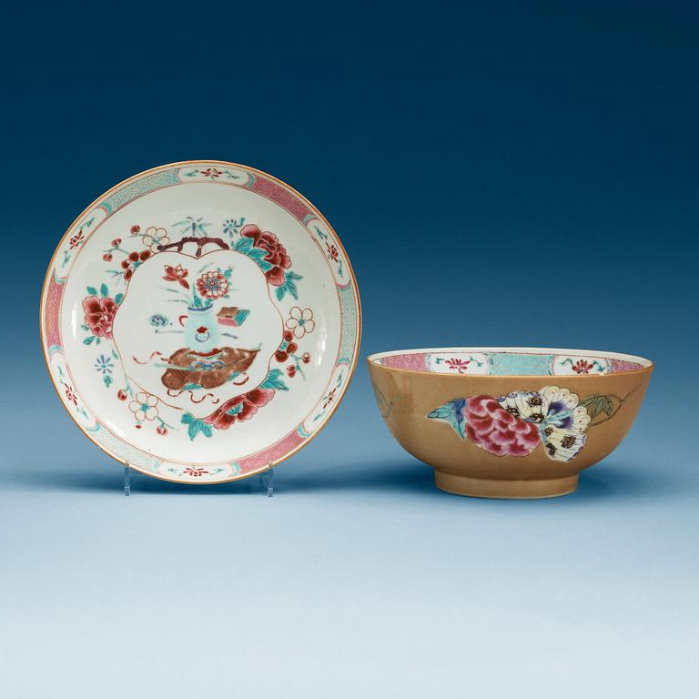 A famille rose bowl with stand, Qing dynasty, Yongzheng (1736-95).