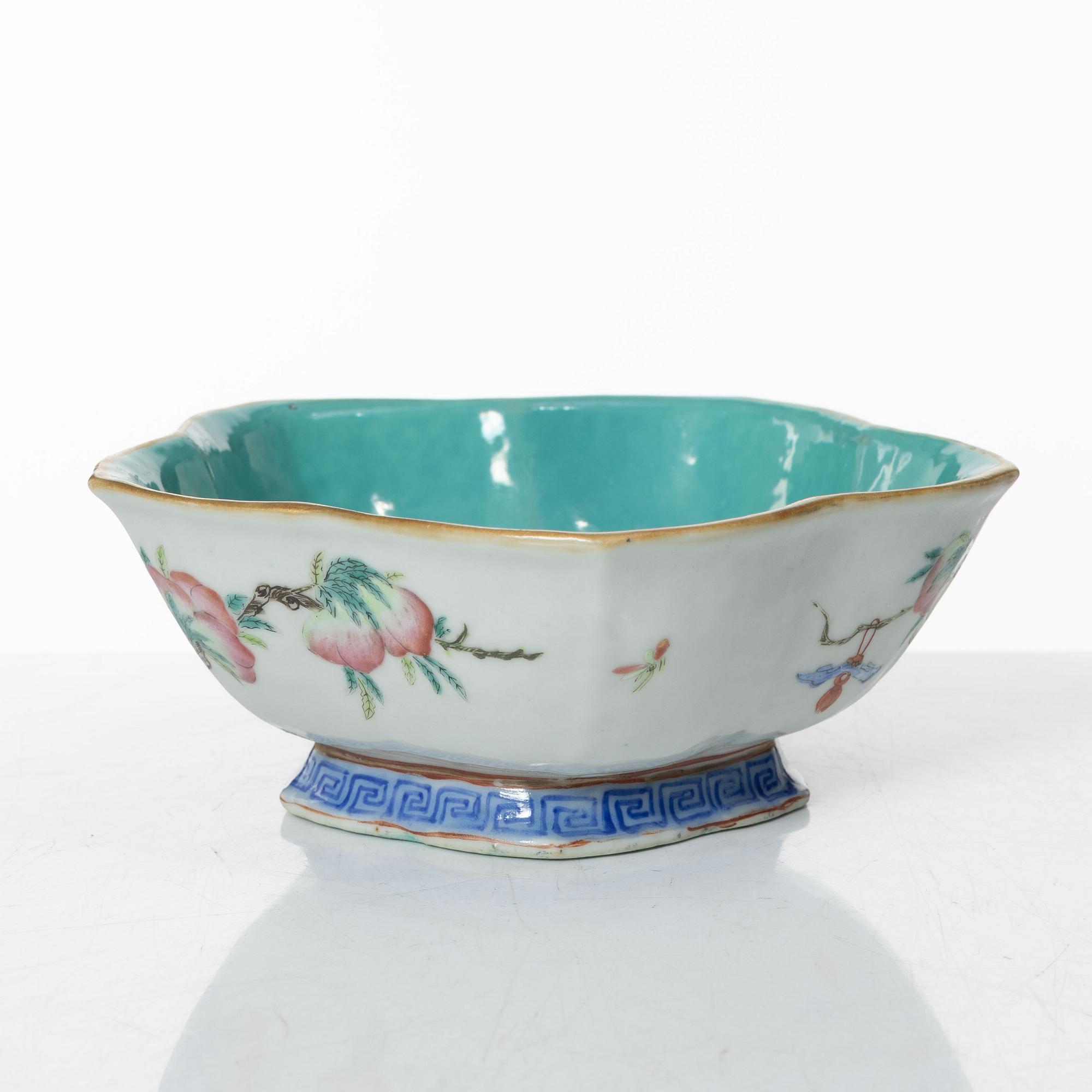 Skål  porslin, Qingdynastin, Kina, 1800-tal.