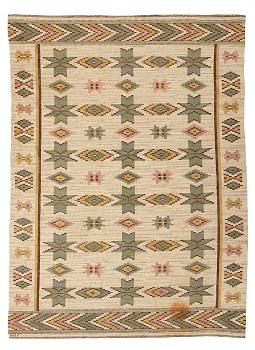 207. Märta Måås-Fjetterström, A CARPET, "Vit botten", flat weave, ca 352,5 x 271,5 cm, signed MMF.