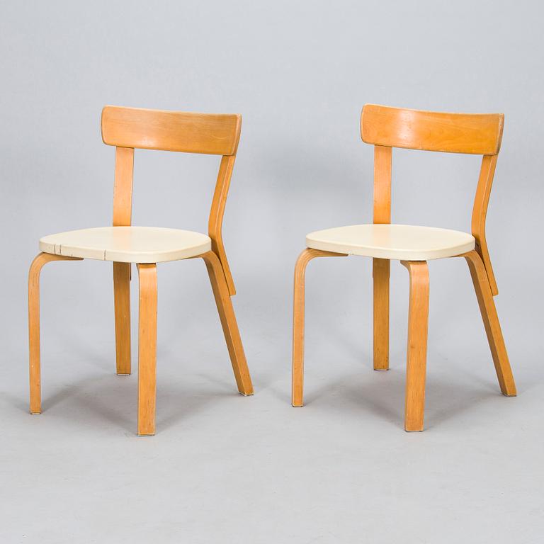 Alvar Aalto, stolar, 2 st, modell 69, Artek 1960-tal.