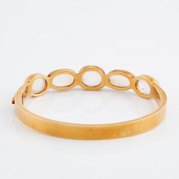 Wiwen Nilsson, armring 18K guld med cabochonslipade månstenar, Lund 1947.