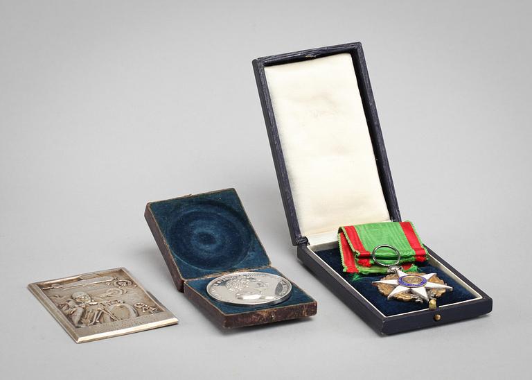 ORDEN, MEDALJ OCH MYNT, 3 delar, silver mm.