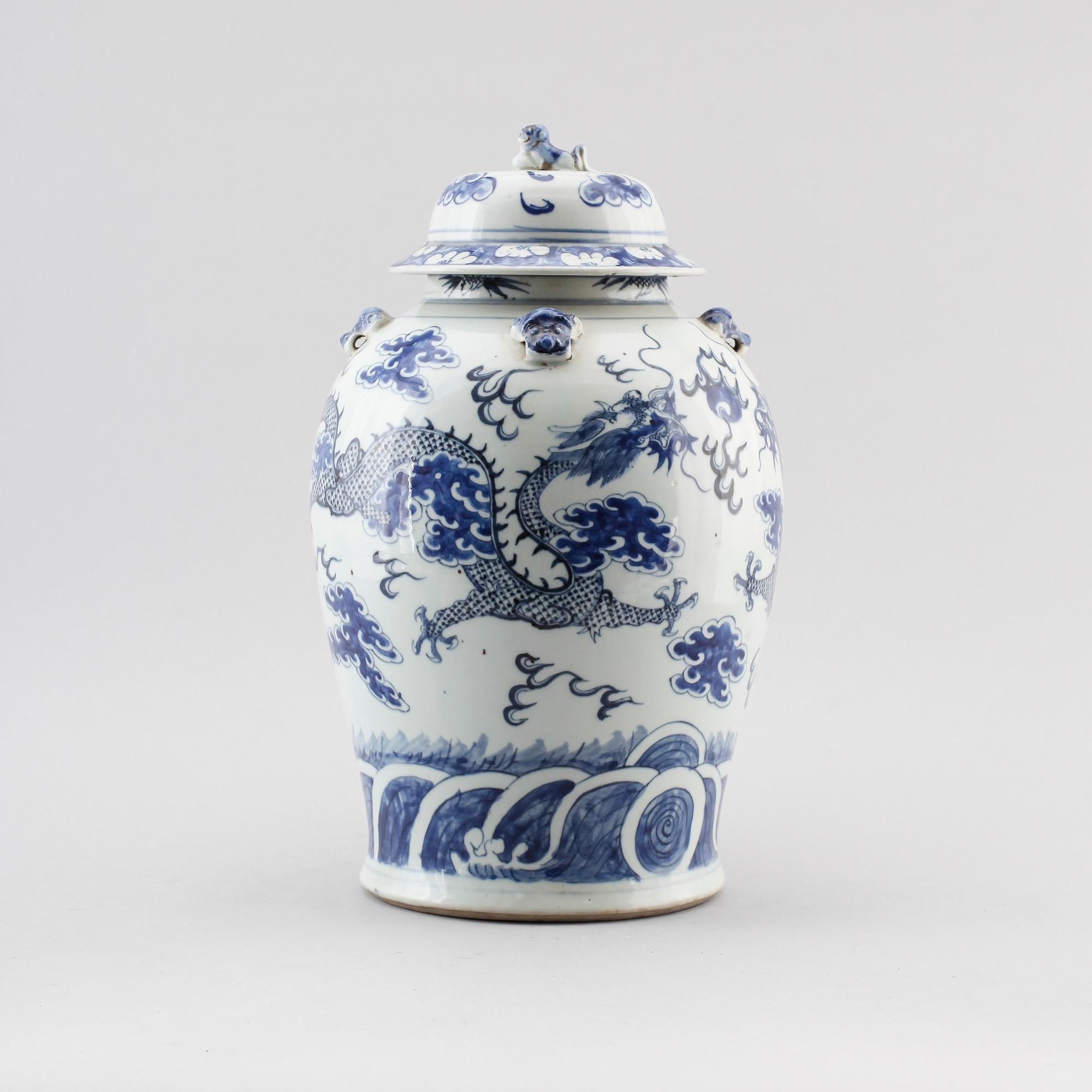 LOCKURNA, porslin, Kina, Sen Qingdynasti, 1800-tal.