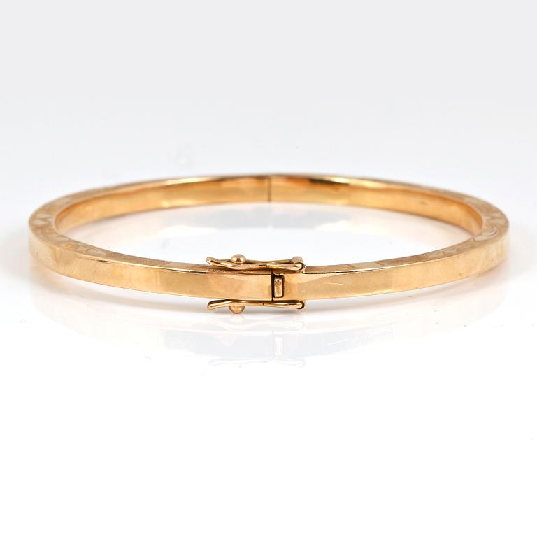 ARMBAND, 18 k guld. Vikt ca 8,76 g.