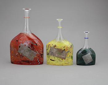 FLASKOR, 3 st, glas, Bertil Vallien, Kosta Boda.