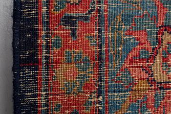 Matto, a semi-antique Yazd probably, ca 409-420 x 325,5-333,5 cm.