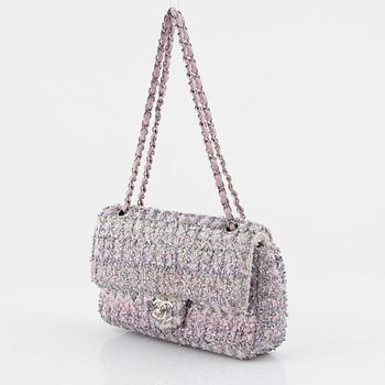 Chanel, a bouclé handbag, 2018.