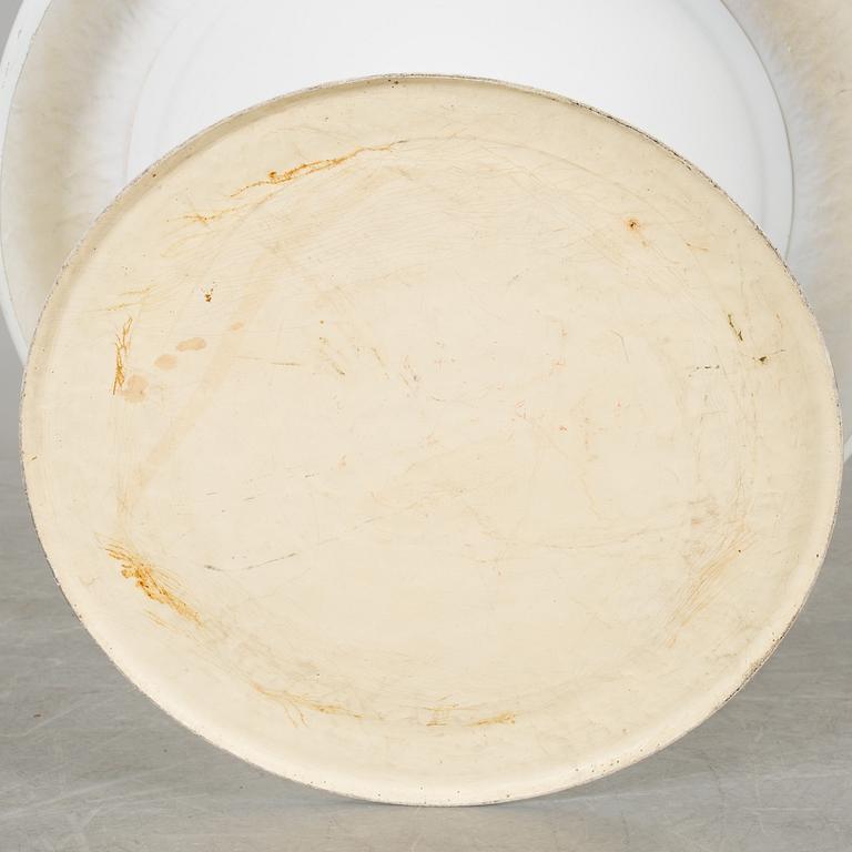 EERO AARNIO, KANTARELLIPÖYTÄ, 1966, Asko Oy. PASTILLI. Valmistanut Asko tai Adelta. Suunniteltu 1962.