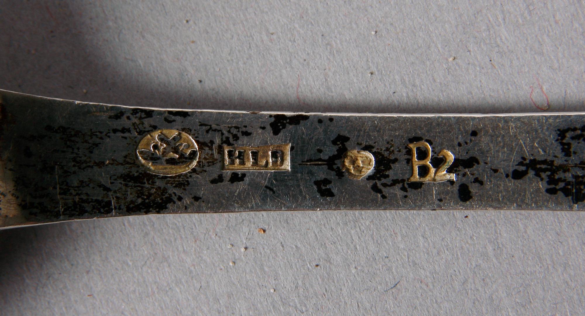 MATSKEDAR, 9 st, silver, mest Söderhamn, bla E. Regnman verksam 1820-1837.