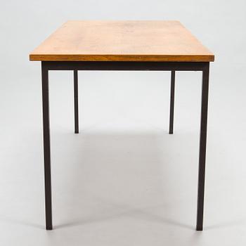 A 1960s table manufactured by Fiskars, Finland.