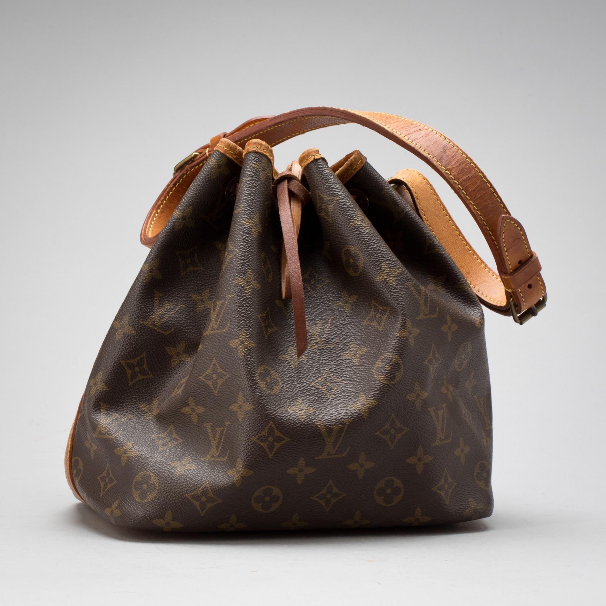 LOUIS VUITTON, "Petit Noé", Louis Vuitton.