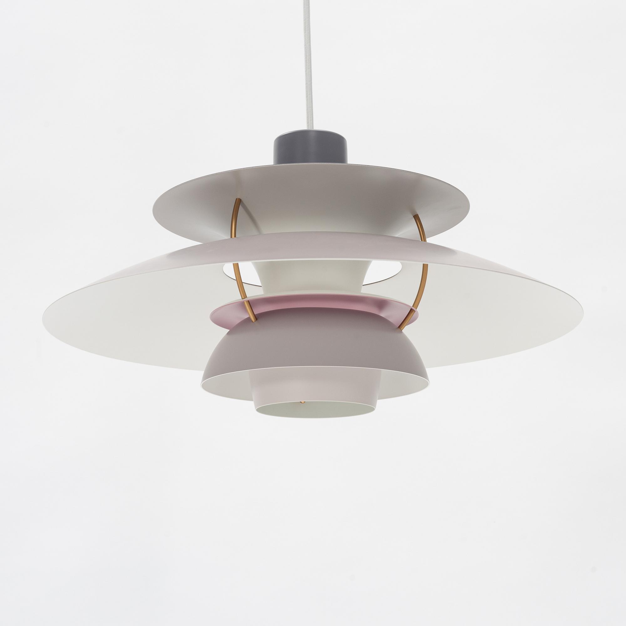 Poul Henningsen, taklampa, "PH5", Louis Poulsen, Danmark.
