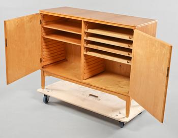 SIDEBOARD, Triva-serien, Carl Axel Acking, Nordiska Kompaniet, 1940/50-tal.