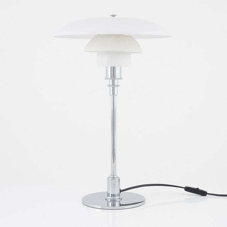 Poul Henningsen, bordslampa, "PH 3/2", Louis Poulsen, Danmark.