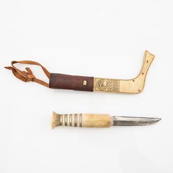 Half-horn knife, unidentified craftsman.