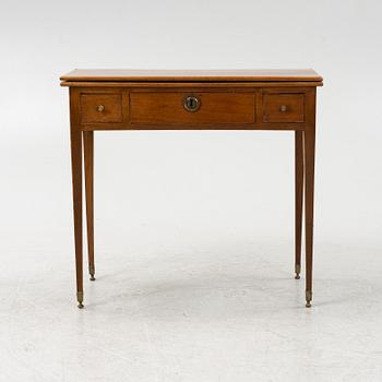 A mahogany veneered games table, late 18th Century.