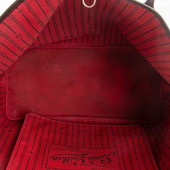 Louis Vuitton, A Damier Ebene 'Neverfull GM' Bag.