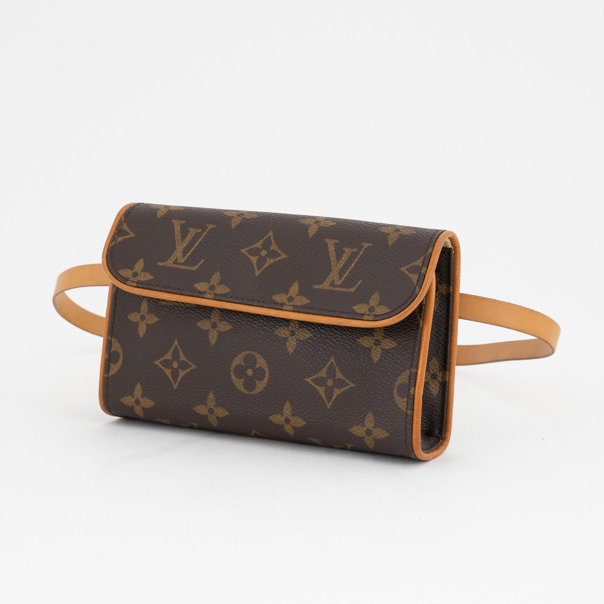 Louis Vuitton, midjeväska, "Florentine Pochette".