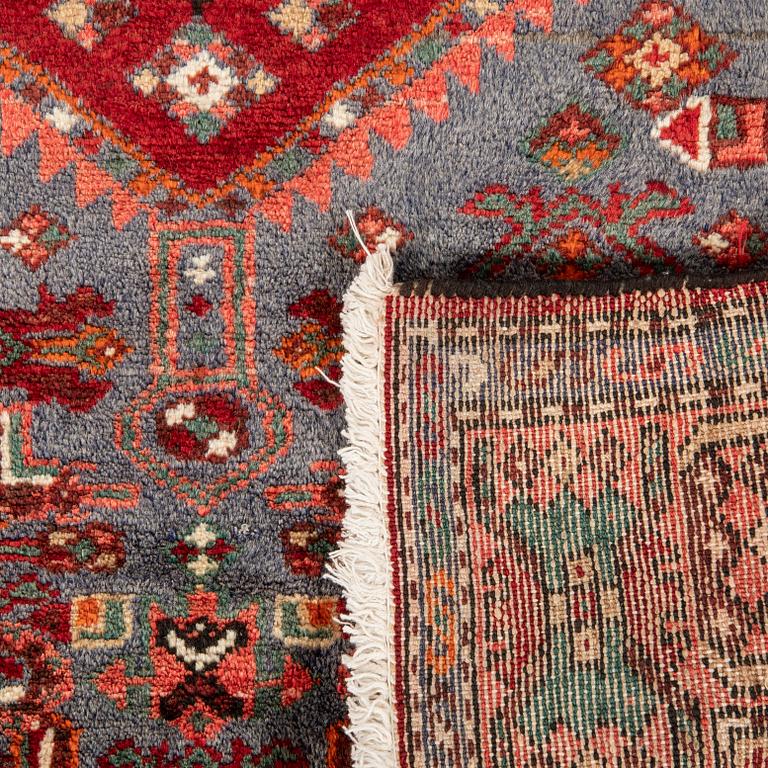 Hamadan gallery old rug, approximately 320x150 cm.