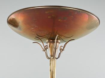 GOLVLAMPA, 1900-talets första hälft.