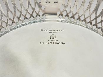 Praktskål med fat, sterling silver, Black, Starr & Frost, New York 1874-1908.