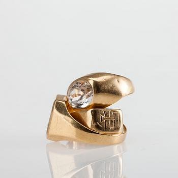RINGAR, 3 st, 18k guld, bl.a. Borgings, Göteborg, 1978. Total vikt 12 g.