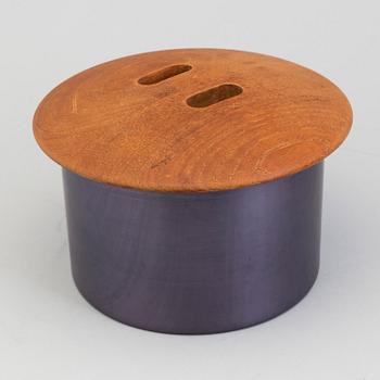 A Finn Juhl teak, plastic and aluminium ice bucket manufactured by Torben Orskov & Co, Denmark. ca 1960.