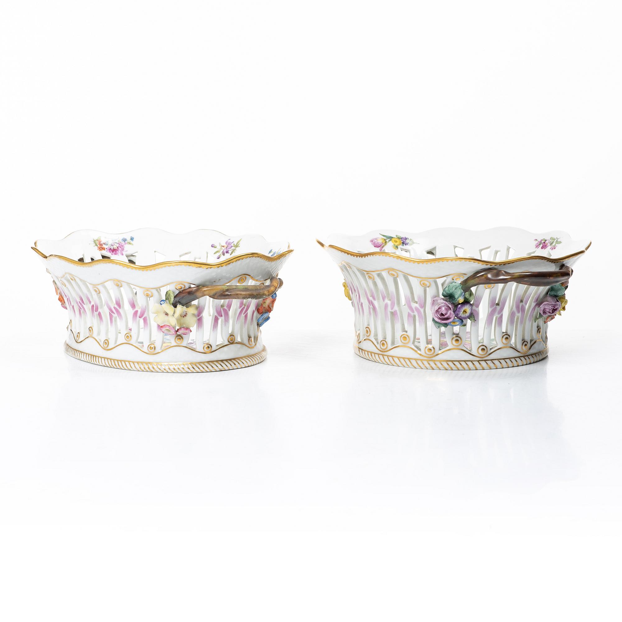 Royal Copenhagen, Two pierced bowls with dishes, 2 pcs, porcelain, Saxon flower, Denmark, 20th century.