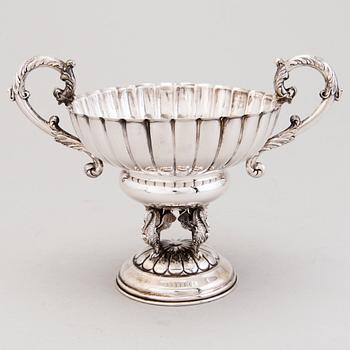 A Spanish footed silver bowl, 20th Century.