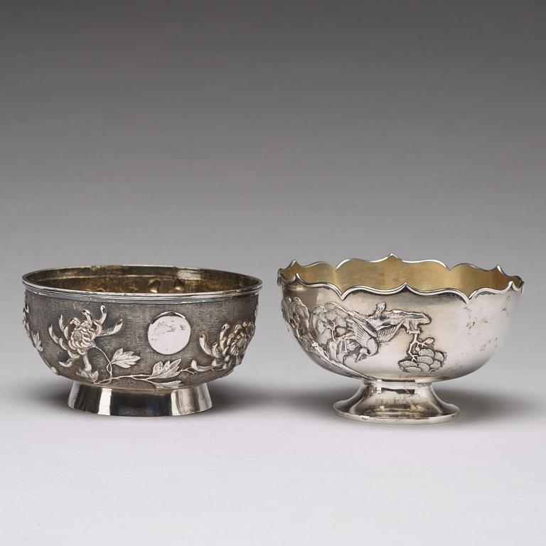 Two silver bowls, Shanghai, early 20th Century, one with makers mark ZeeWo.